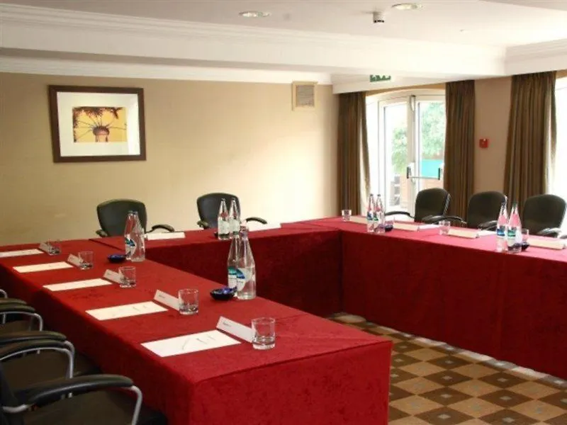 Cambridgeshire Moat House Hotel Cambridge  3*, CBG