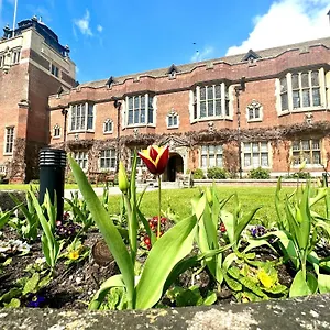  Hotel Westminster College